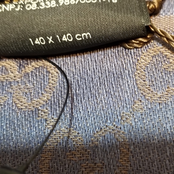 GUCCI scarf /shawl GG Guccissima - Picture 4 of 7
